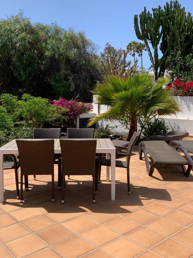 Lovely Villa Nico Playa Blanca, Hot Tub, Communal Pool Exterior photo